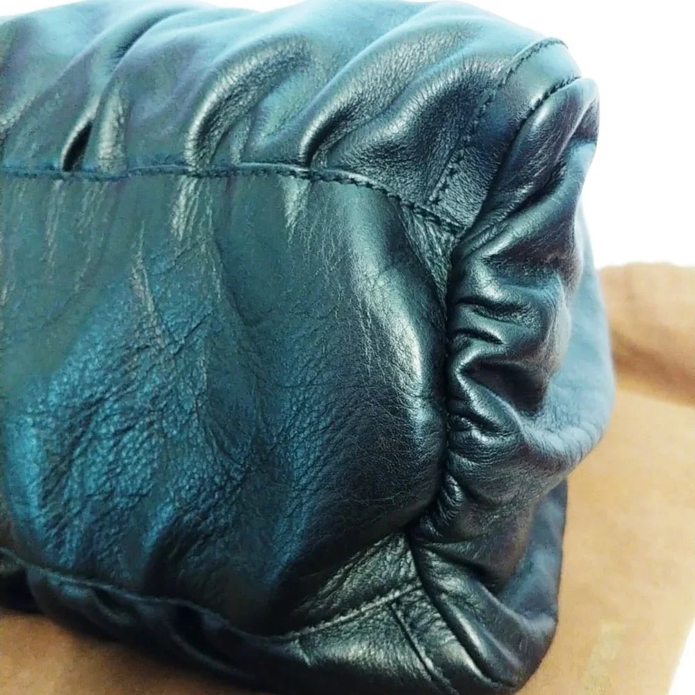 Gucci Large Abbey D-Ring Hobo in Black Leather EUC - Picture 8 of 16